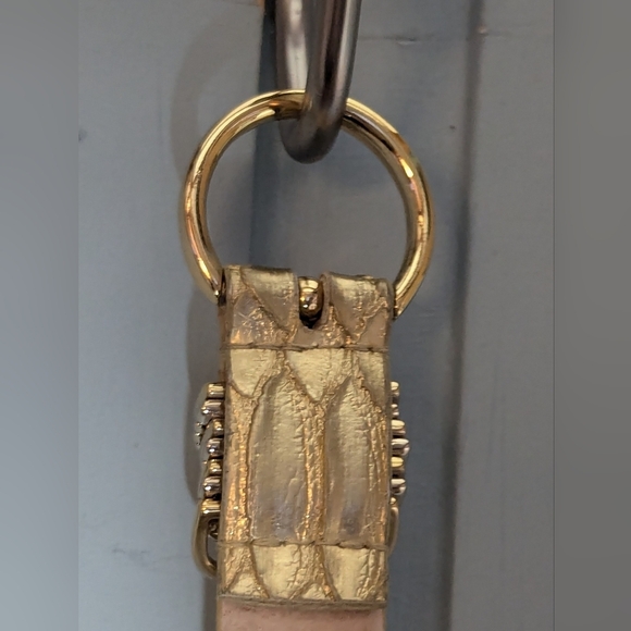 Gold Lined Leather Textured Belt 44", gold tone buckle vintage - Picture 2 of 6